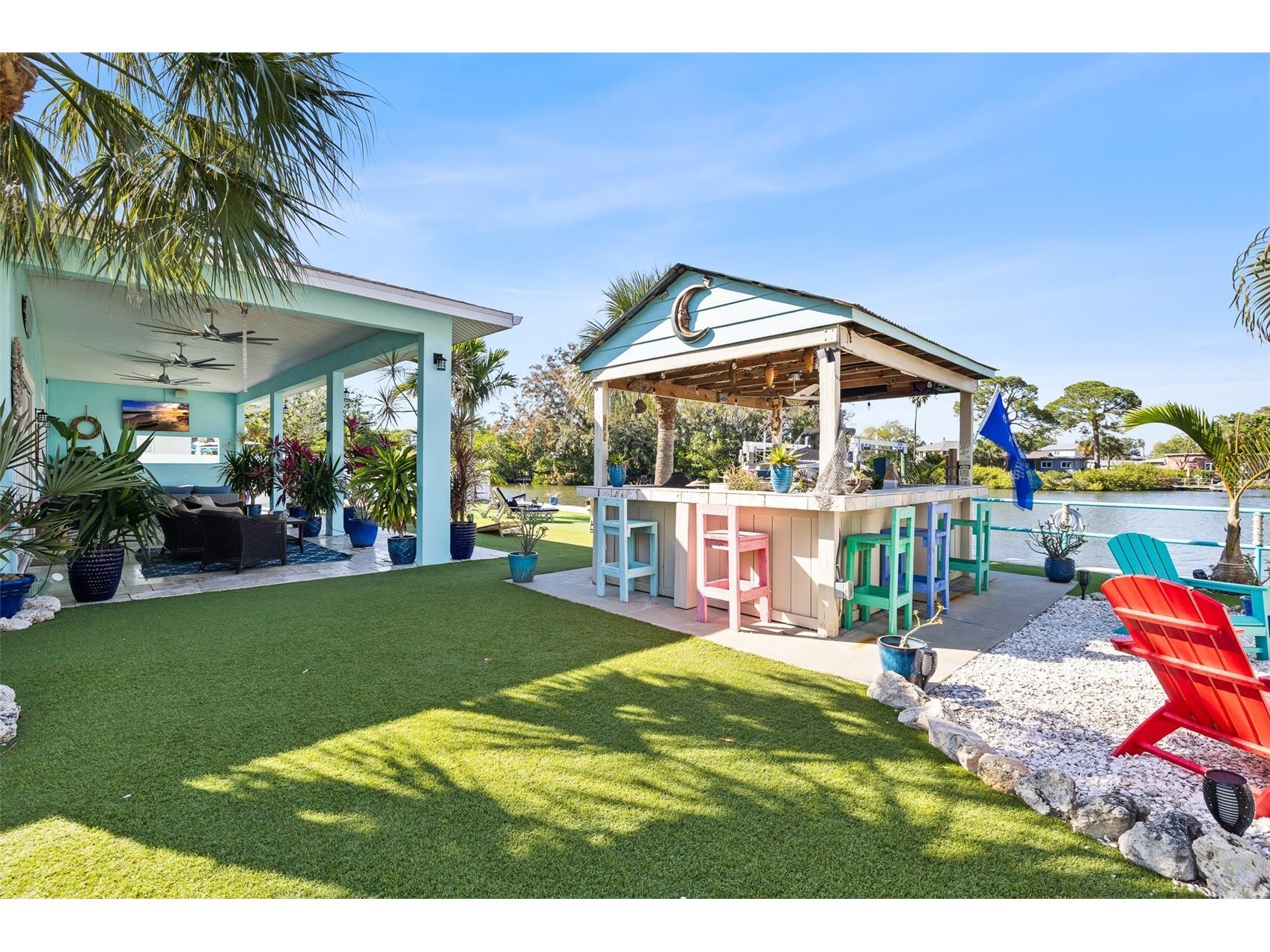 1567 Delaware Avenue NE Saint Petersburg FL 33703 - BUTTERFLY LAKE TB8489594 image37