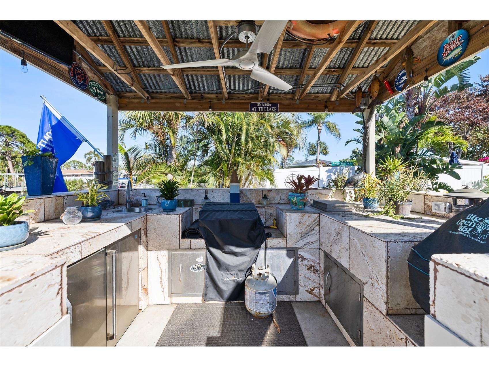 1567 Delaware Avenue NE Saint Petersburg FL 33703 - BUTTERFLY LAKE TB8489594 image38