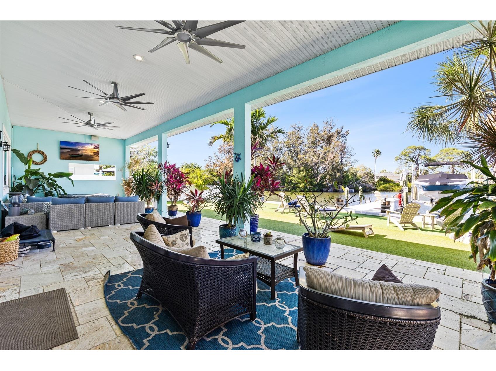 1567 Delaware Avenue NE Saint Petersburg FL 33703 - BUTTERFLY LAKE TB8489594 image39