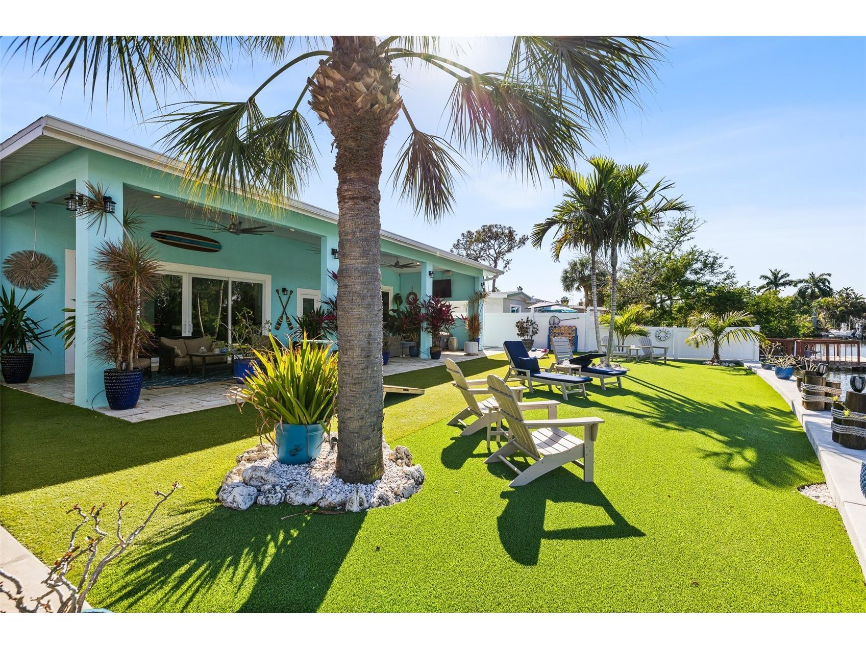 1567 Delaware Avenue NE Saint Petersburg FL 33703 - BUTTERFLY LAKE TB8489594 image47