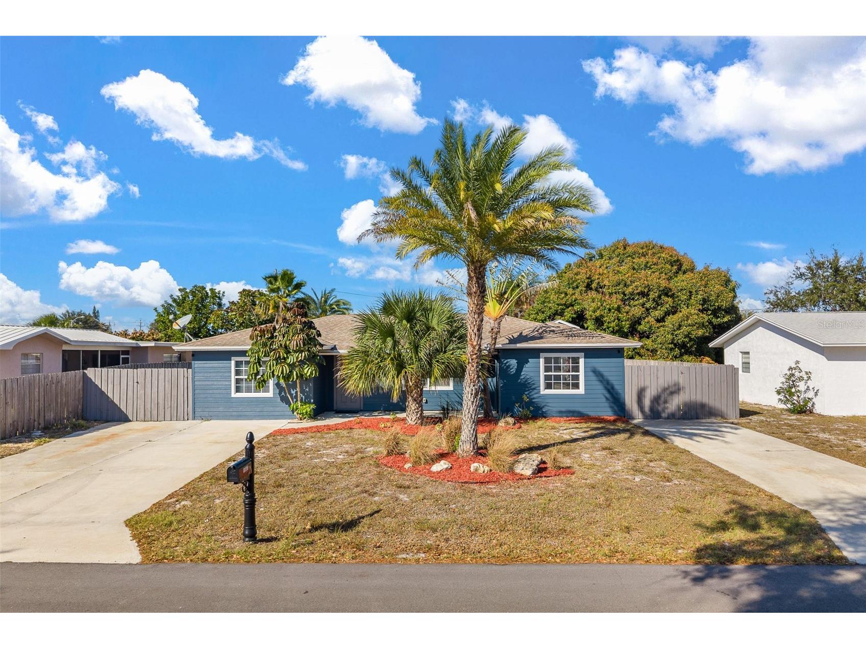 1567 NE 21st Terrace Jensen Beach FL 34957 O6381044 image1
