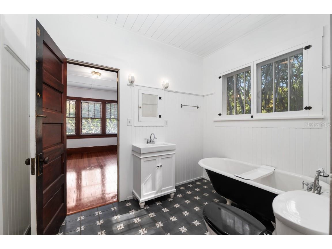 15670 S Highway 25 Weirsdale FL 32195 - LAKE WEIR NEARBY OM714072 image35