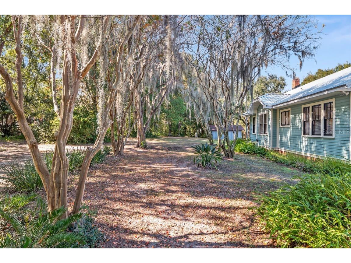 15670 S Highway 25 Weirsdale FL 32195 - LAKE WEIR NEARBY OM714072 image64