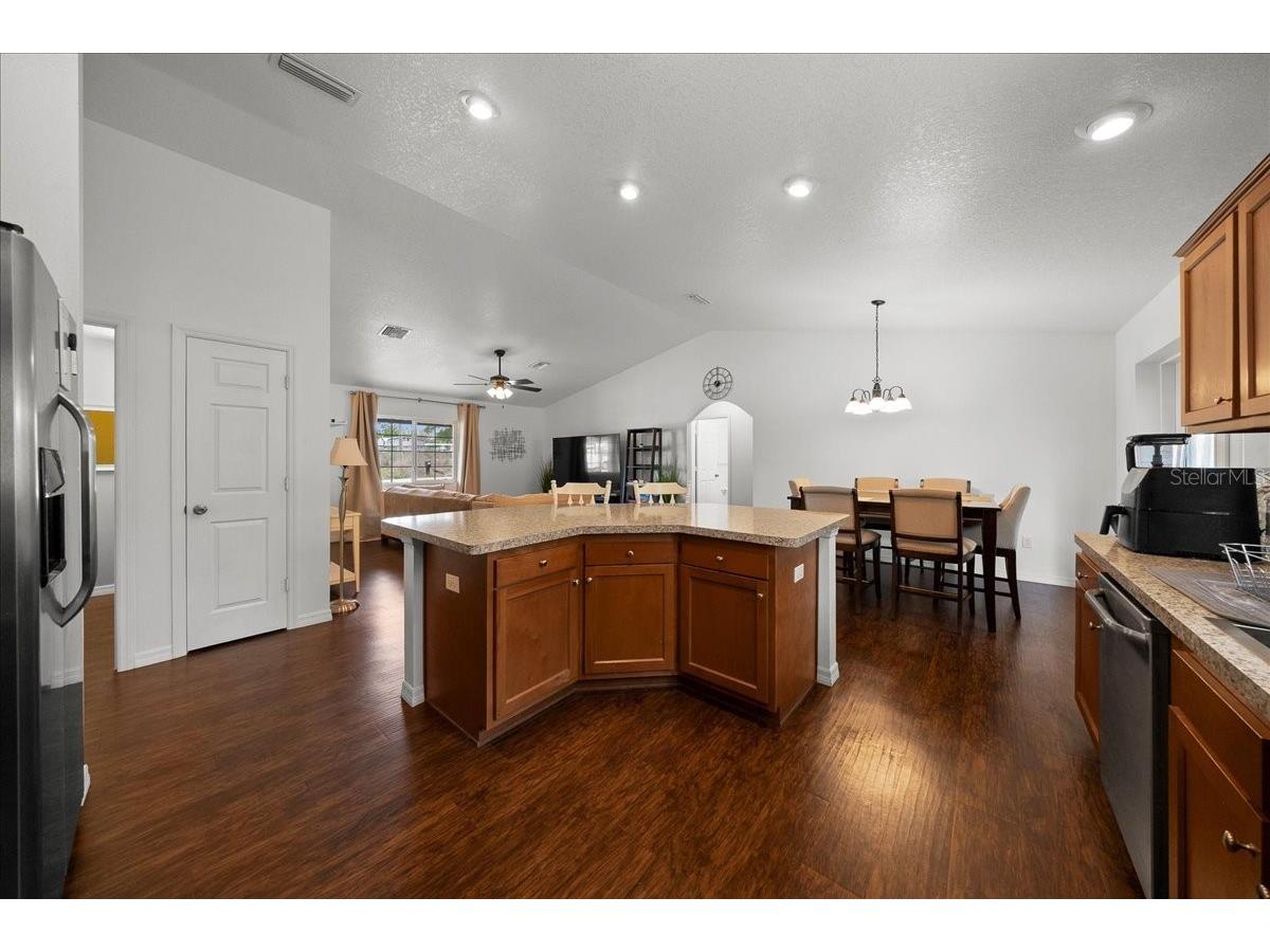15675 SE 89th Terrace Summerfield FL 34491 OM721373 image15