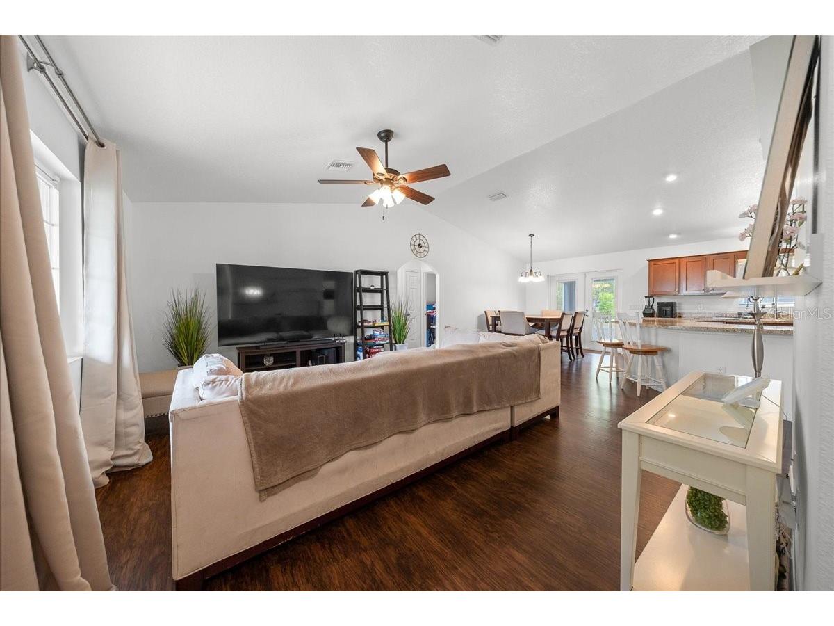 15675 SE 89th Terrace Summerfield FL 34491 OM721373 image4