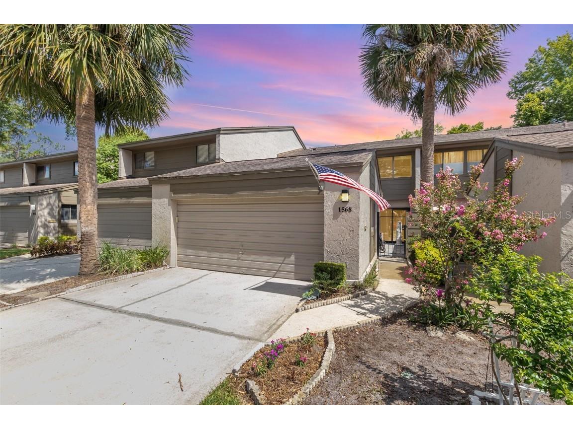 1568 N Carolwood Boulevard Fern Park FL 32730 - Lake of The Woods V4931745 image1