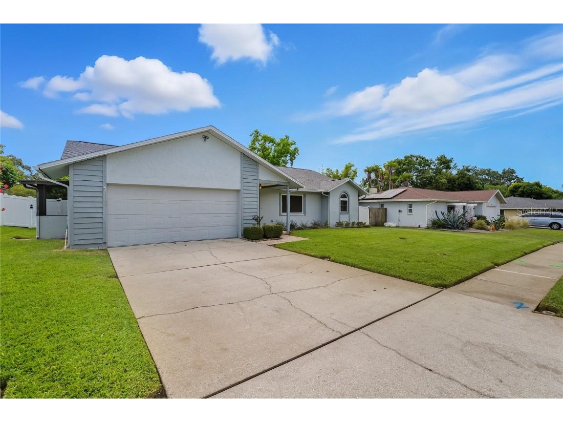 1569 Burnham Lane Dunedin FL 34698 TB8433835 image3