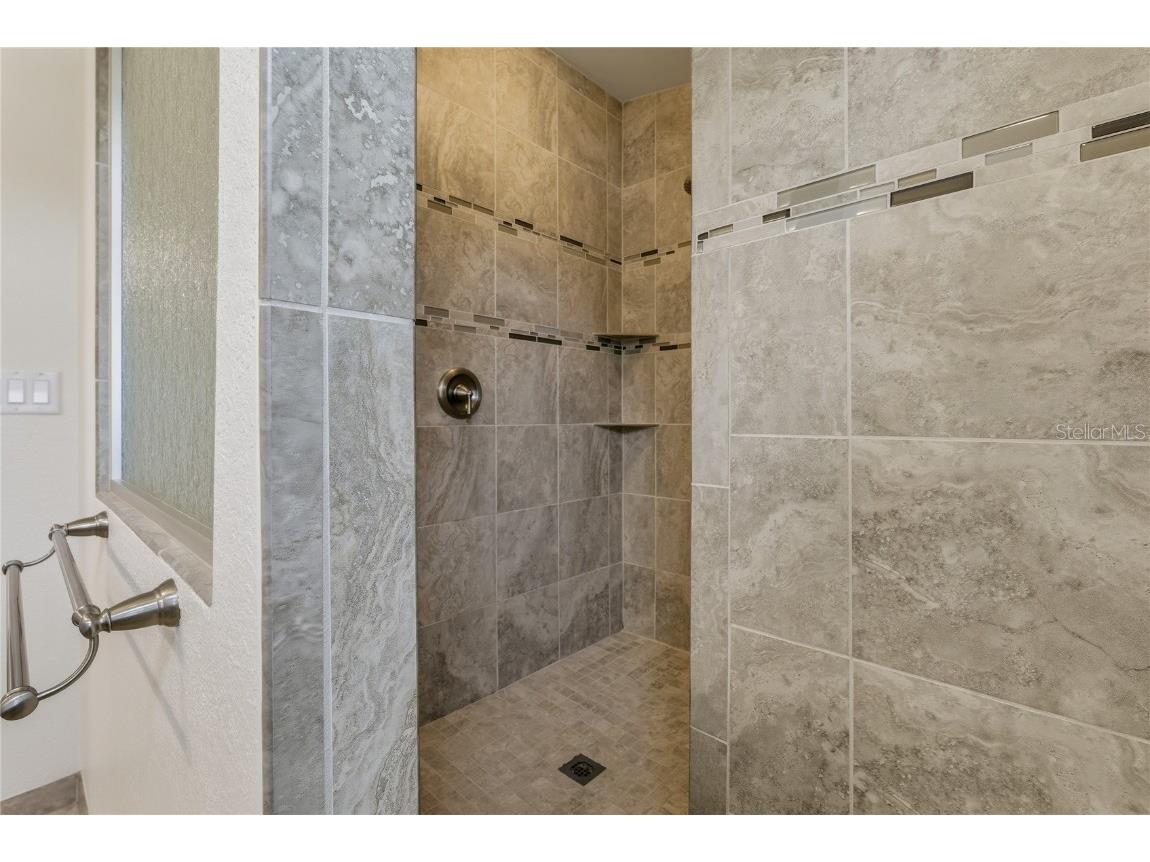 1569 Burnham Lane Dunedin FL 34698 TB8433835 image35