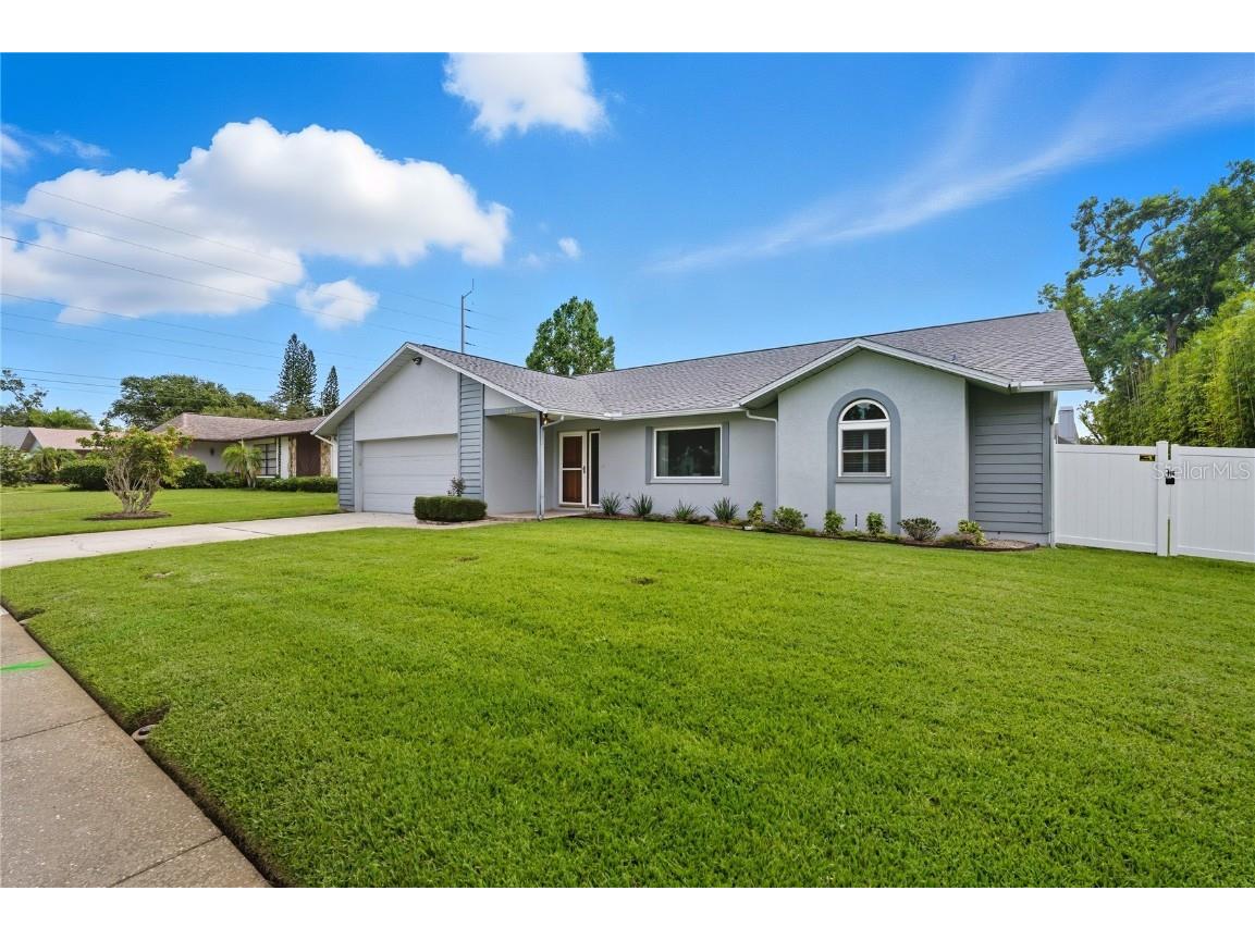 1569 Burnham Lane Dunedin FL 34698 TB8433835 image4