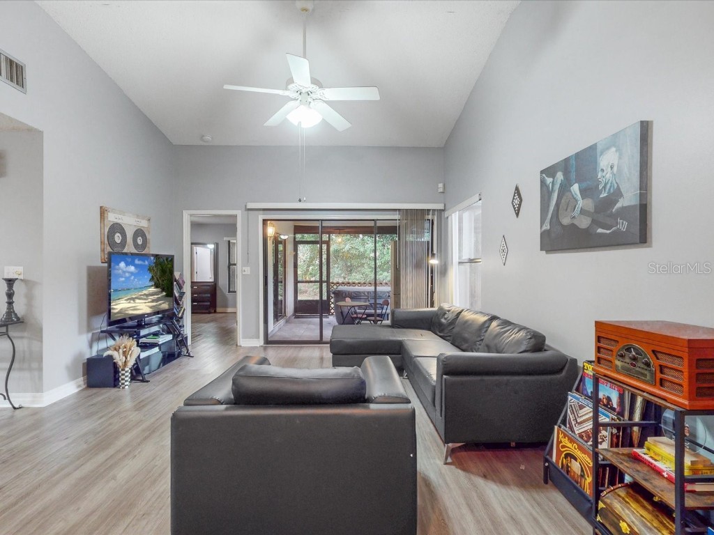 157 Coventry Circle Haines City FL 33844 O6337389 image4