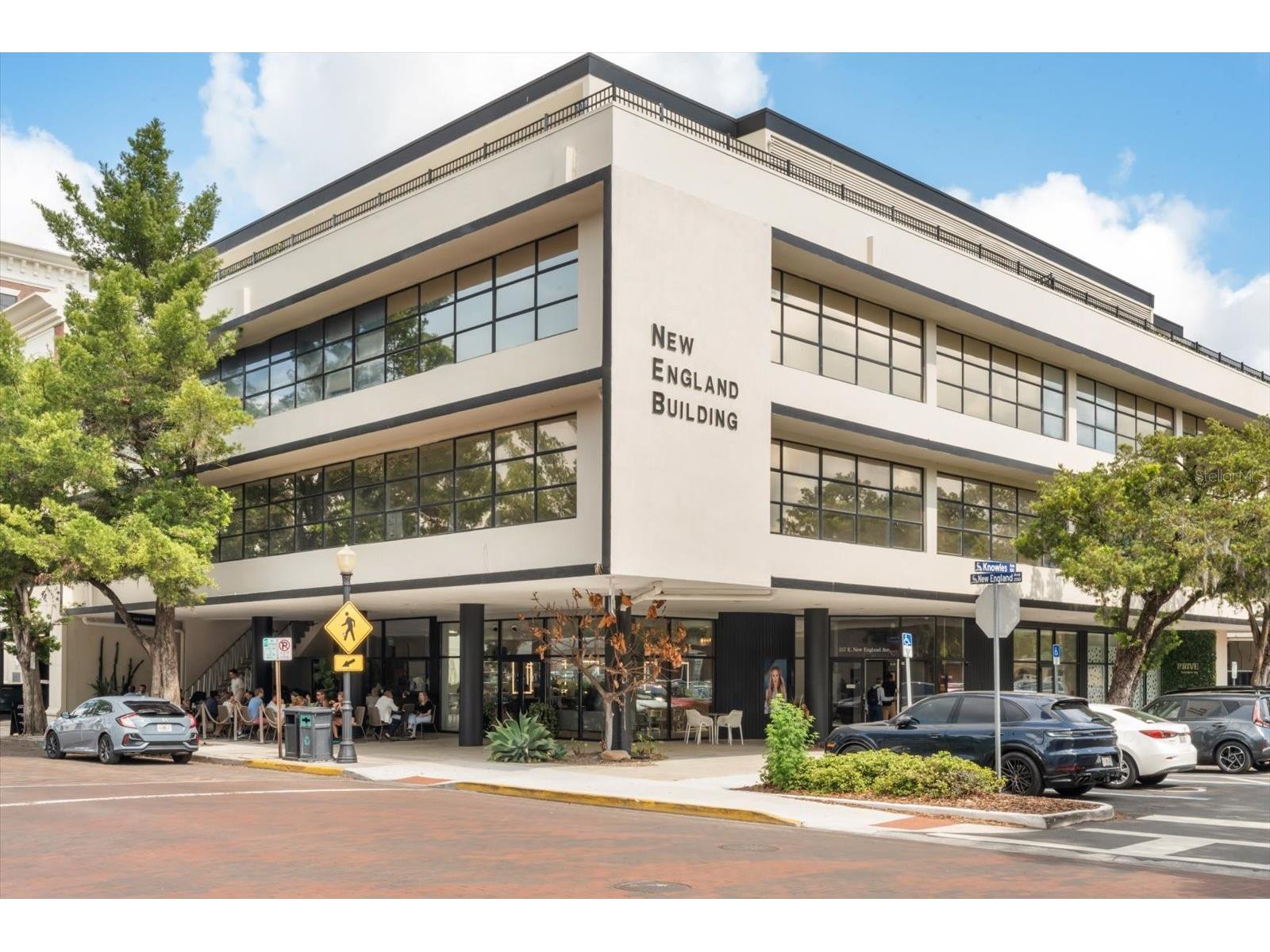 157 E New England Avenue #302 Winter Park FL 32789 O6401783 image2