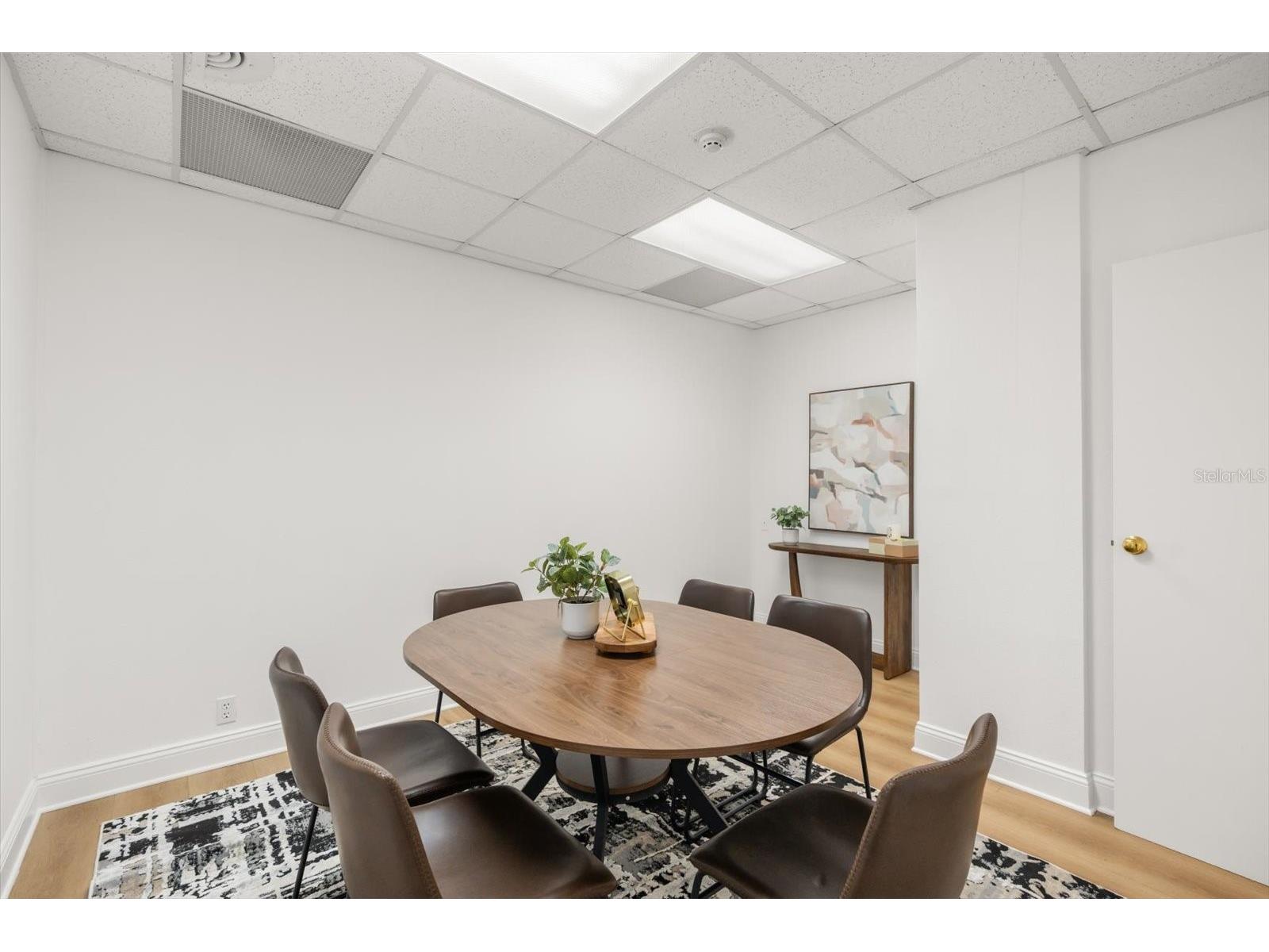 157 E New England Avenue #302 Winter Park FL 32789 O6401783 image9