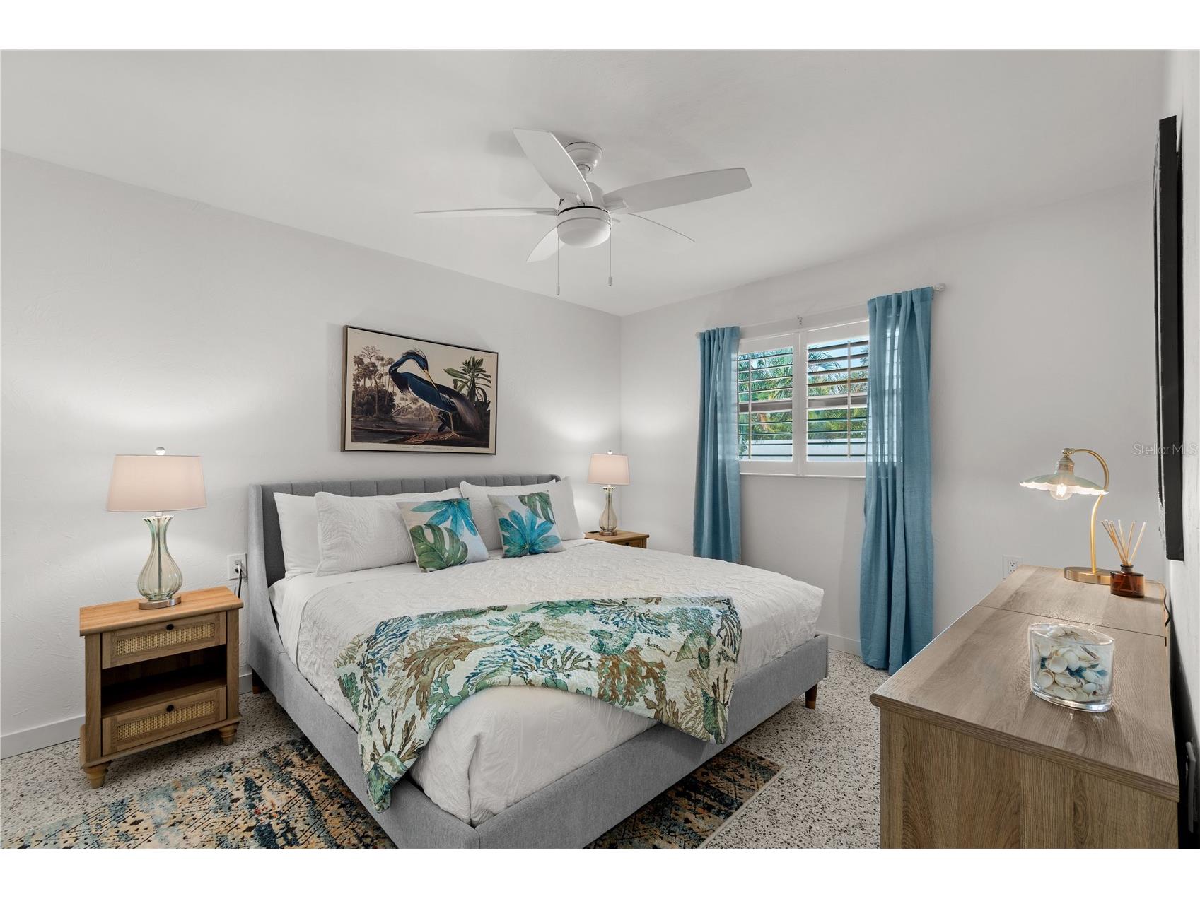 157 Garden Lane Sarasota FL 34242 A4685180 image41