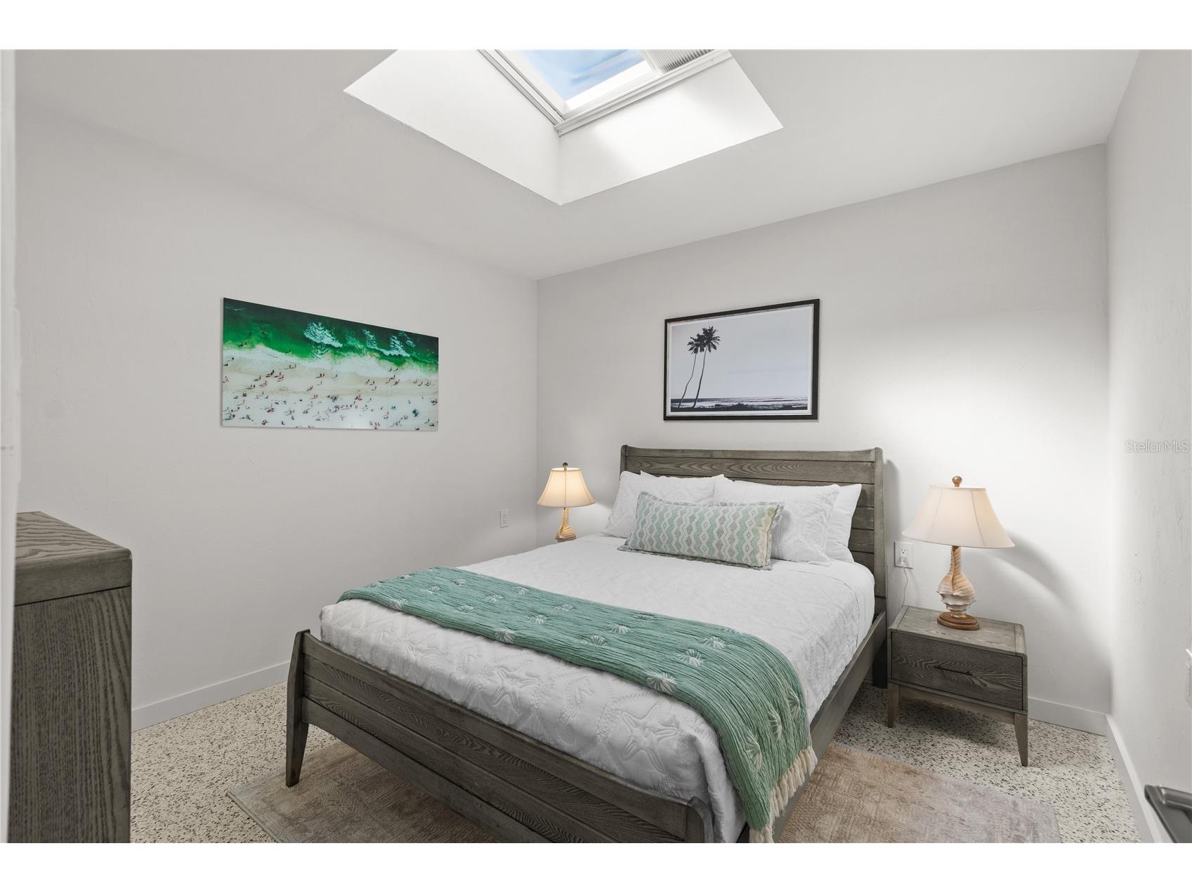 157 Garden Lane Sarasota FL 34242 A4685180 image44