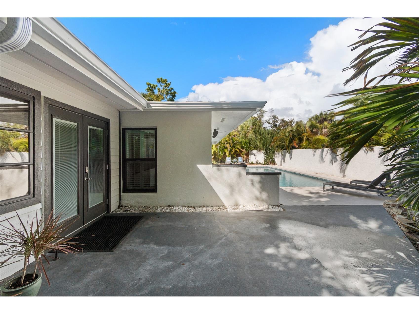 157 Garden Lane Sarasota FL 34242 A4685180 image54