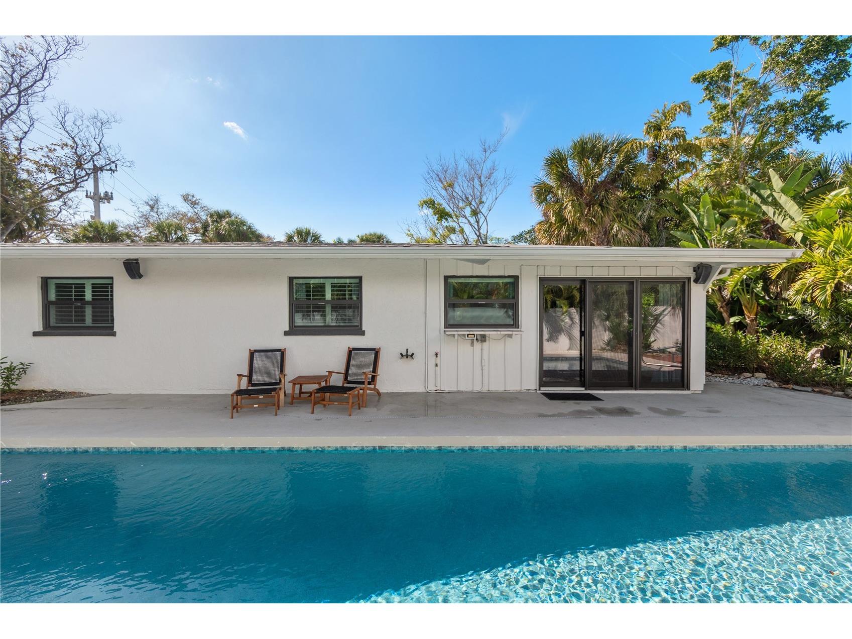 157 Garden Lane Sarasota FL 34242 A4685180 image59