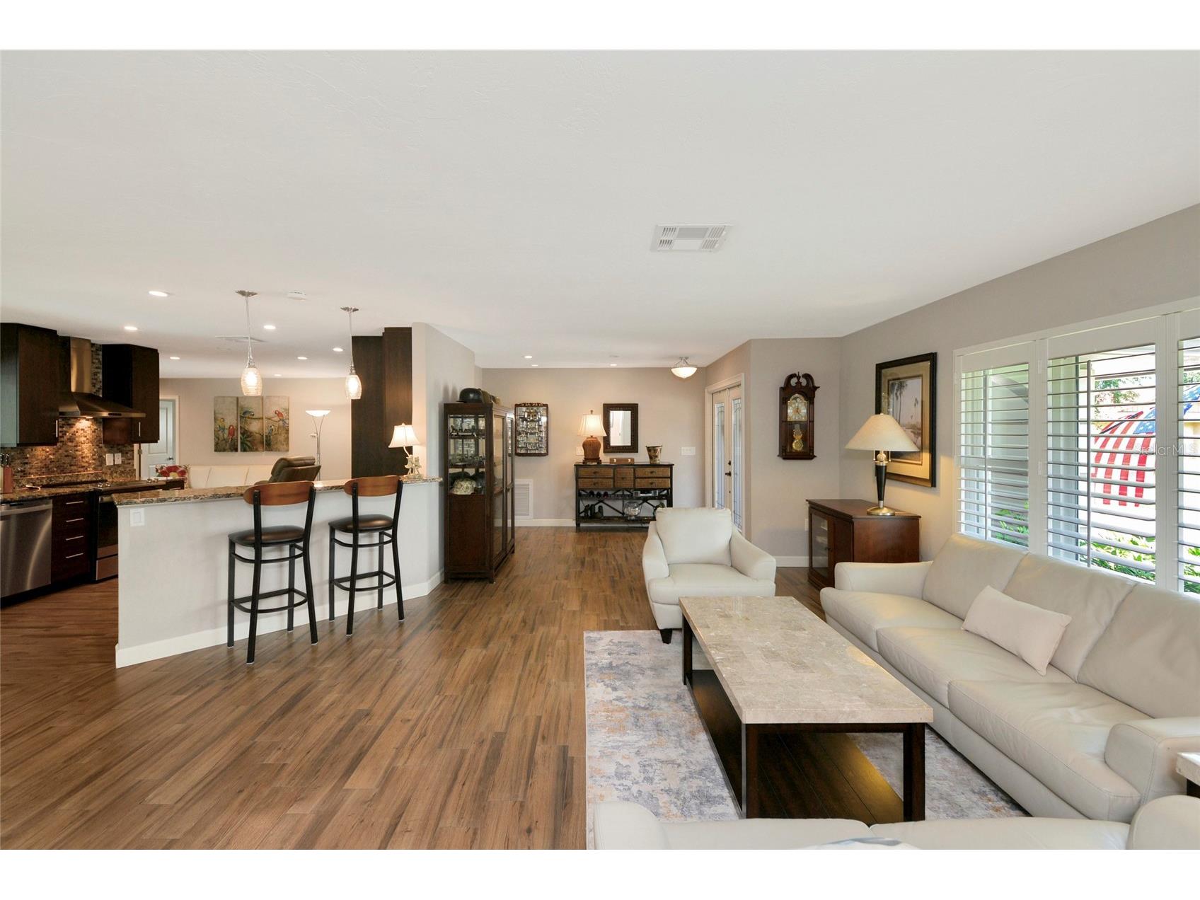157 Lookout Point Drive Osprey FL 34229 A4694878 image10