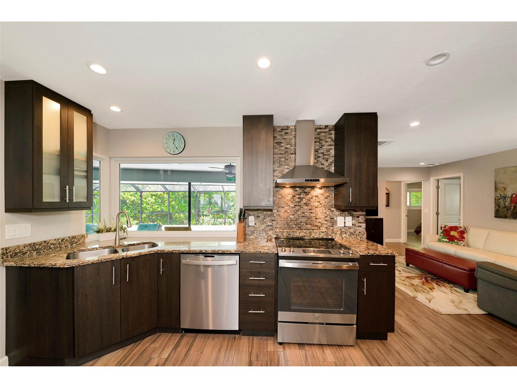 157 Lookout Point Drive Osprey FL 34229 A4694878 image12