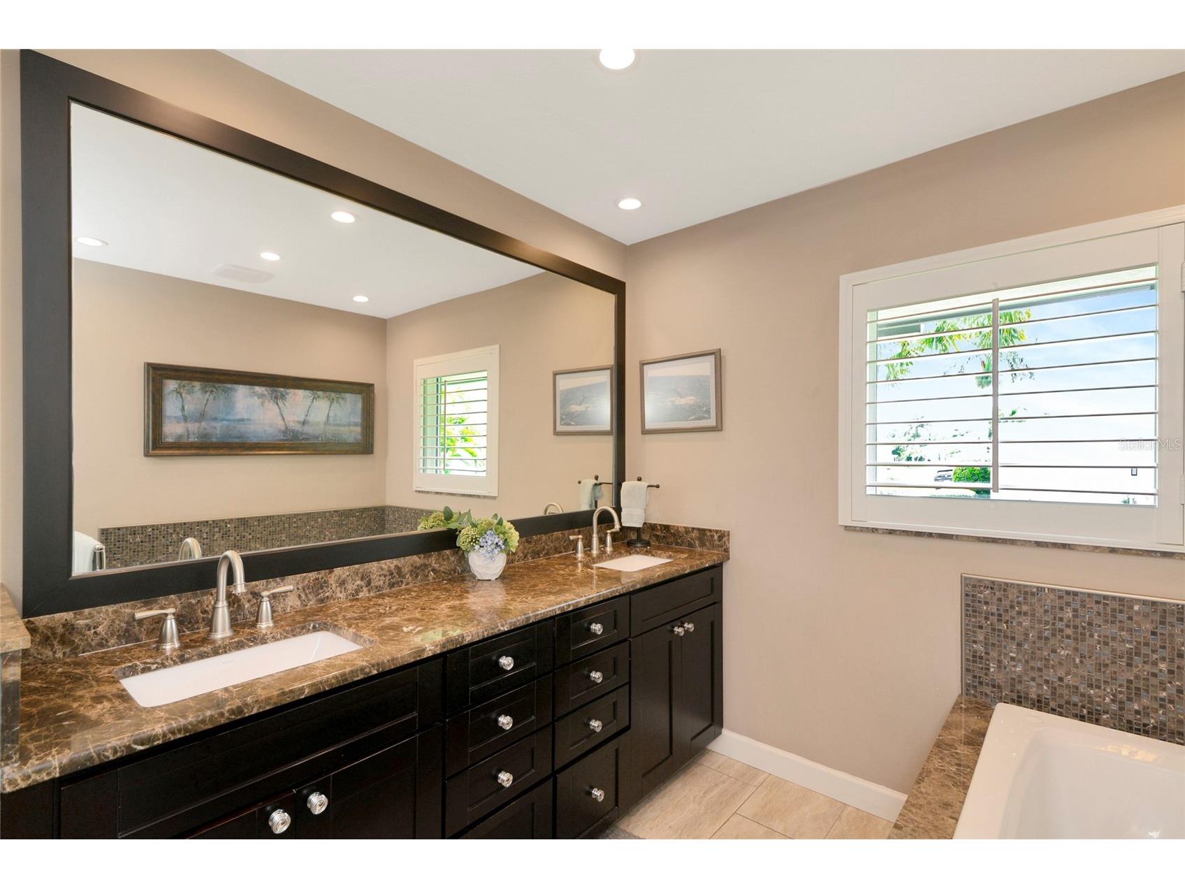 157 Lookout Point Drive Osprey FL 34229 A4694878 image25