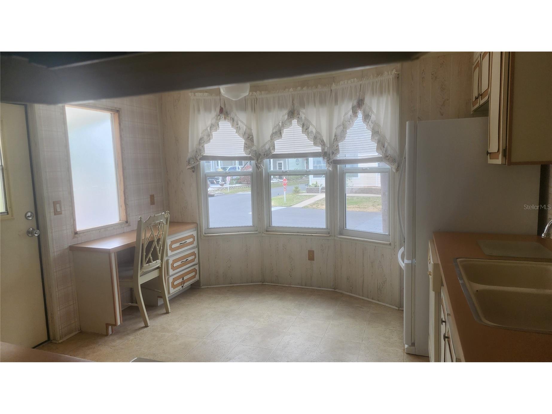 157 N Fiji Circle Englewood FL 34223 A4688132 image26