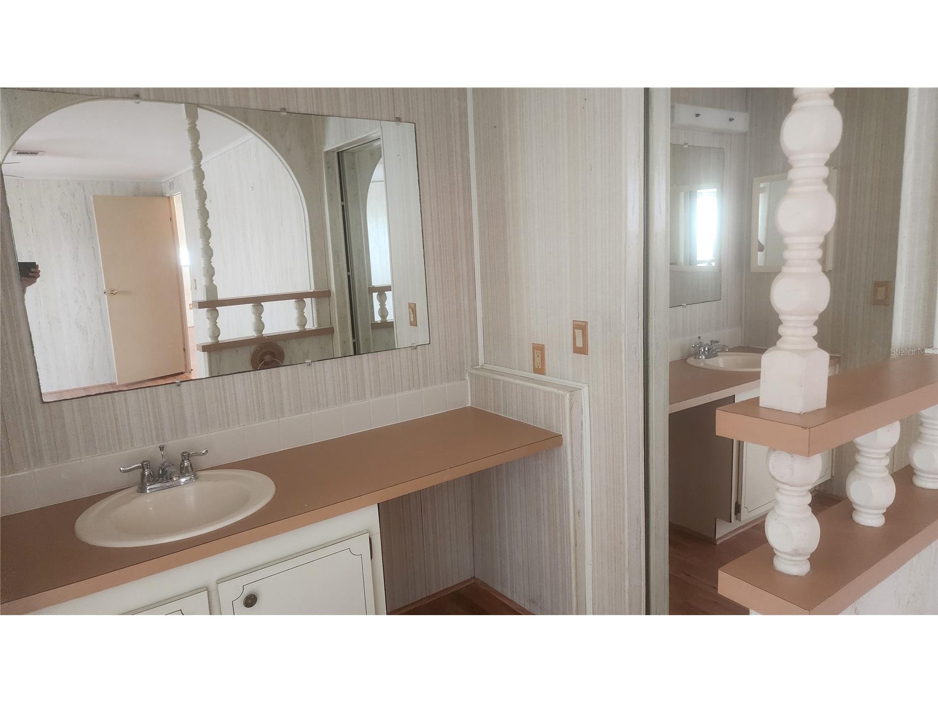 157 N Fiji Circle Englewood FL 34223 A4688132 image39
