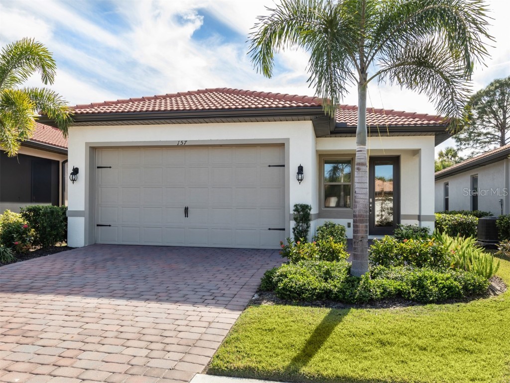 157 Soliera Street Nokomis FL 34275 N6130738 image1