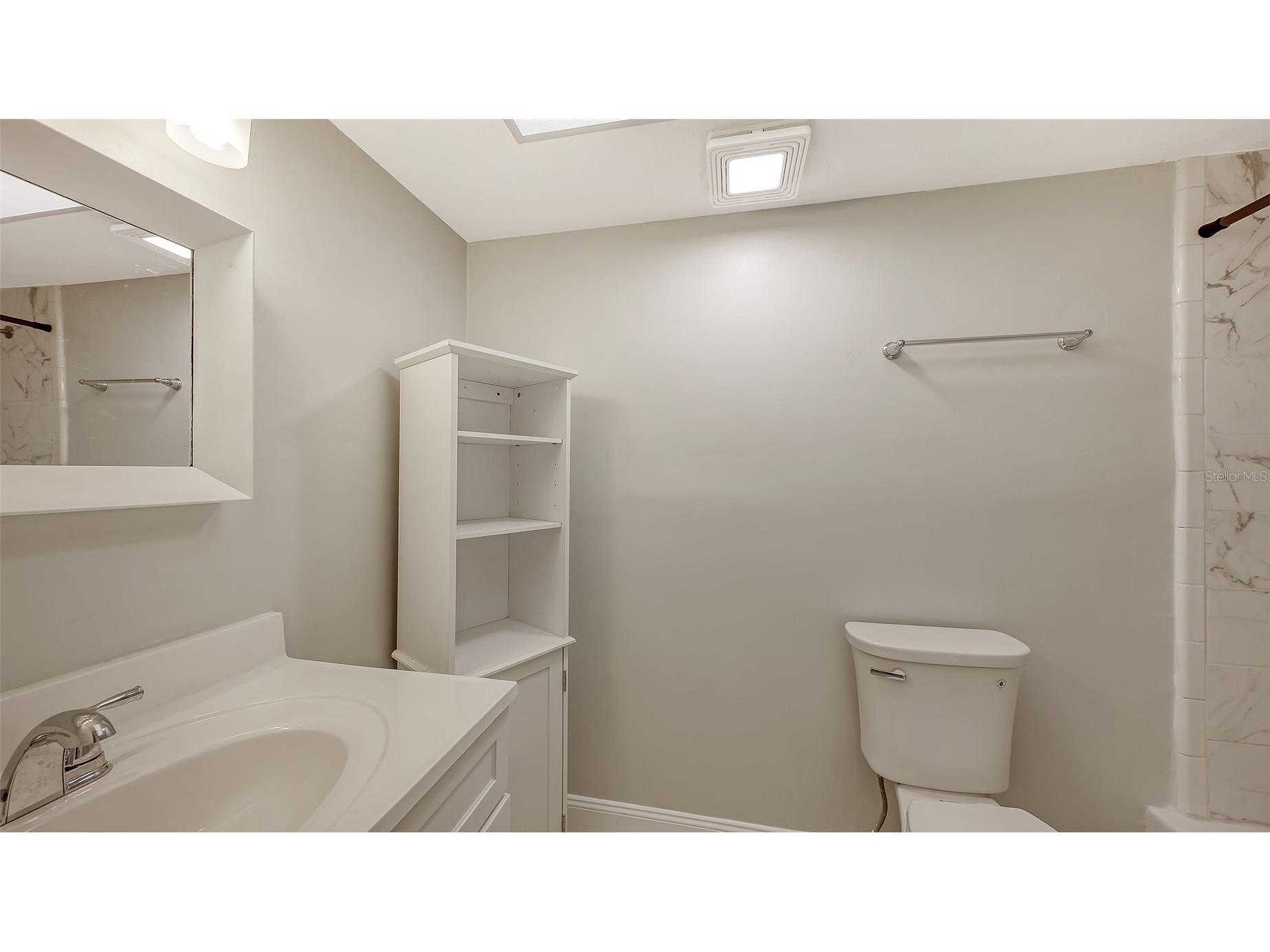 157 Vista Hermosa Circle Sarasota FL 34242 A4677280 image16