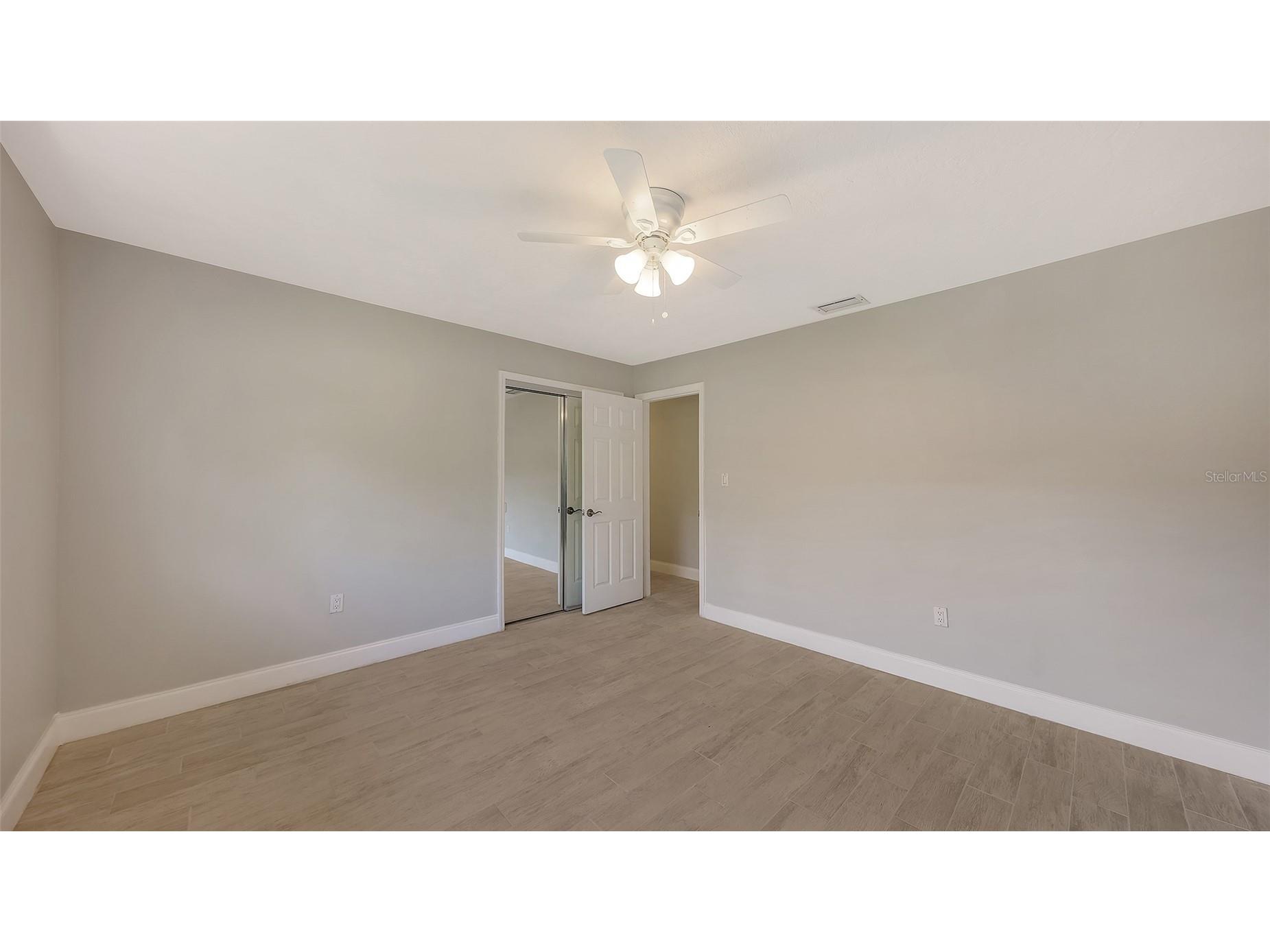 157 Vista Hermosa Circle Sarasota FL 34242 A4677280 image18