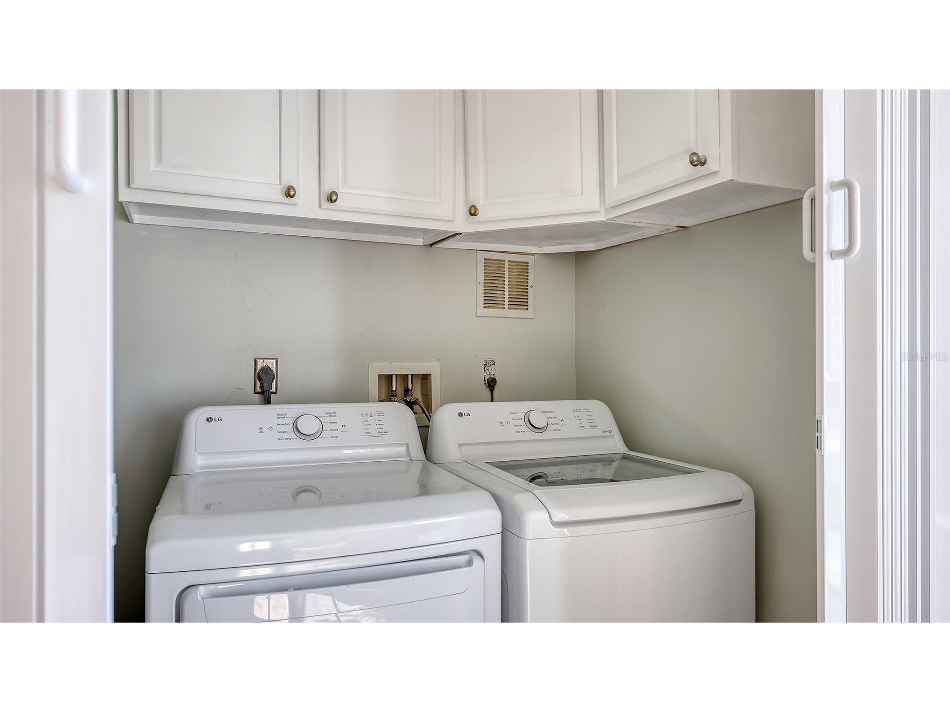 157 Vista Hermosa Circle Sarasota FL 34242 A4677280 image9