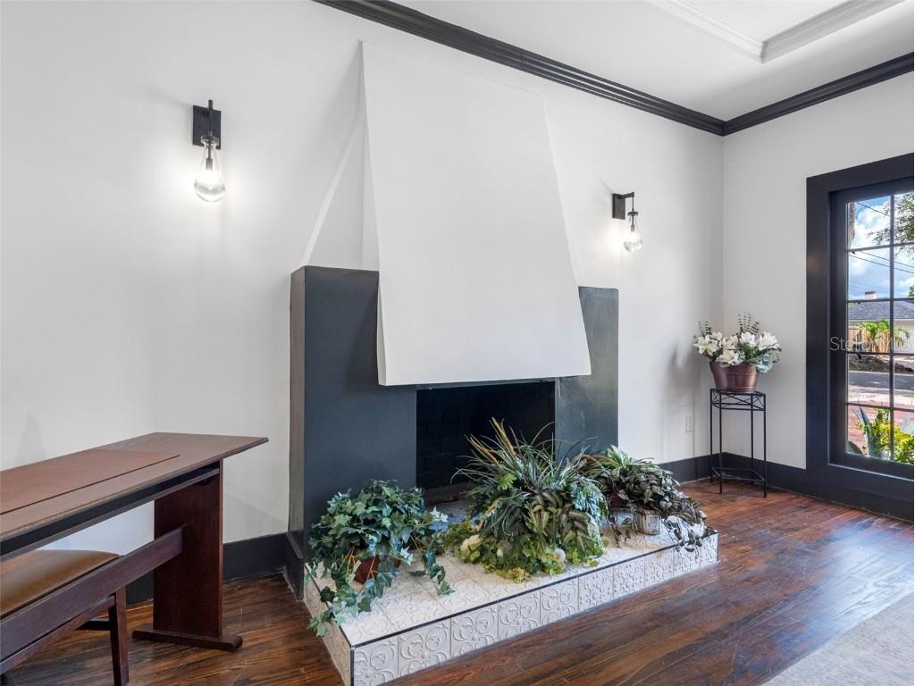 1570 48th Avenue N Saint Petersburg FL 33703 TB8405655 image11