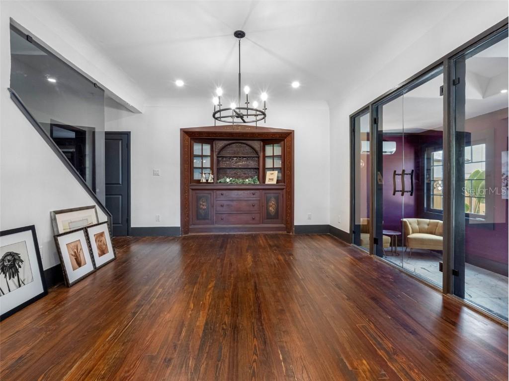 1570 48th Avenue N Saint Petersburg FL 33703 TB8405655 image12