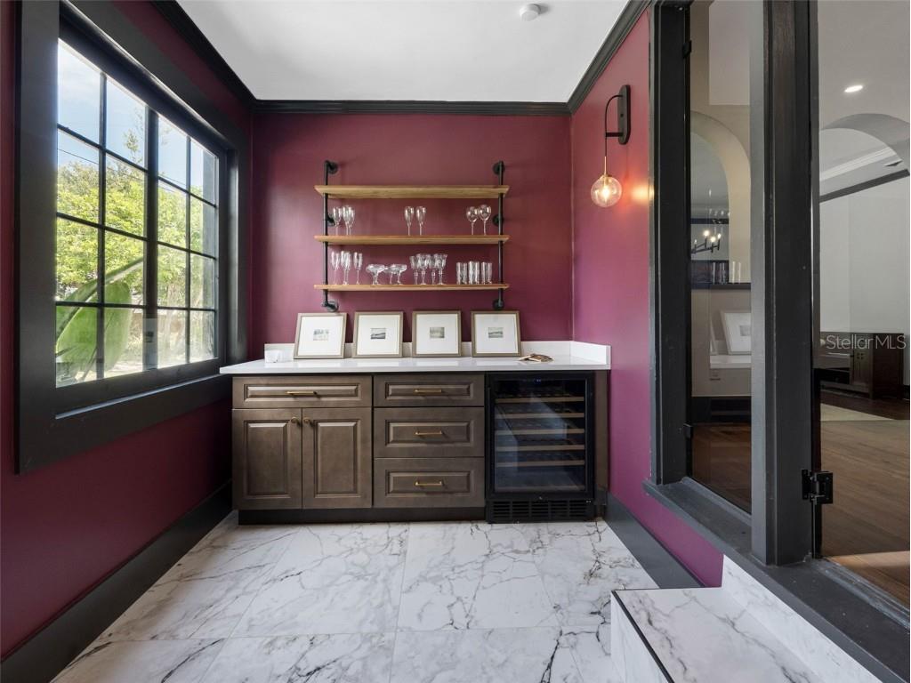 1570 48th Avenue N Saint Petersburg FL 33703 TB8405655 image20