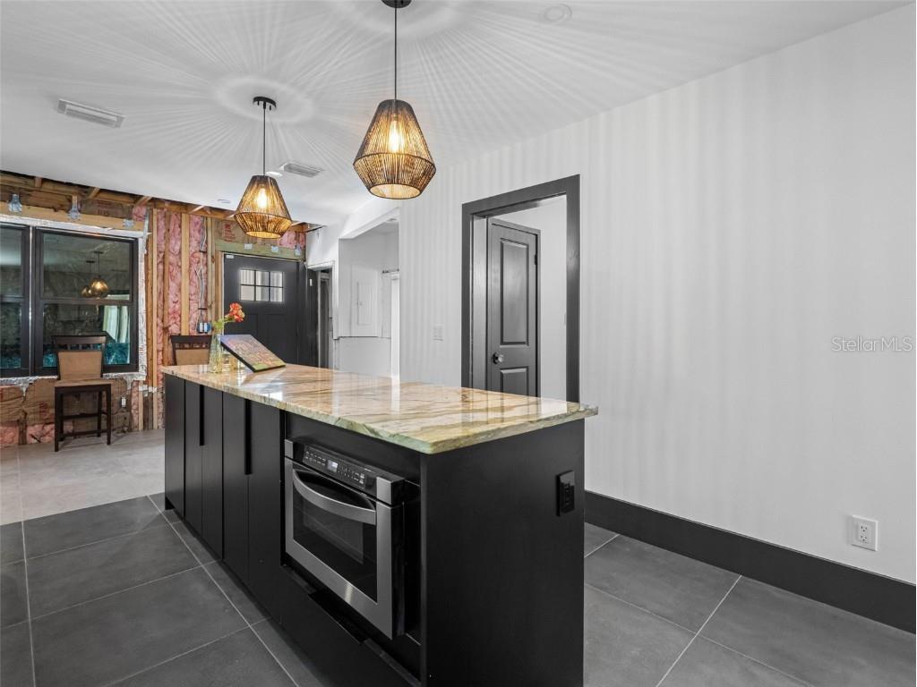 1570 48th Avenue N Saint Petersburg FL 33703 TB8405655 image29