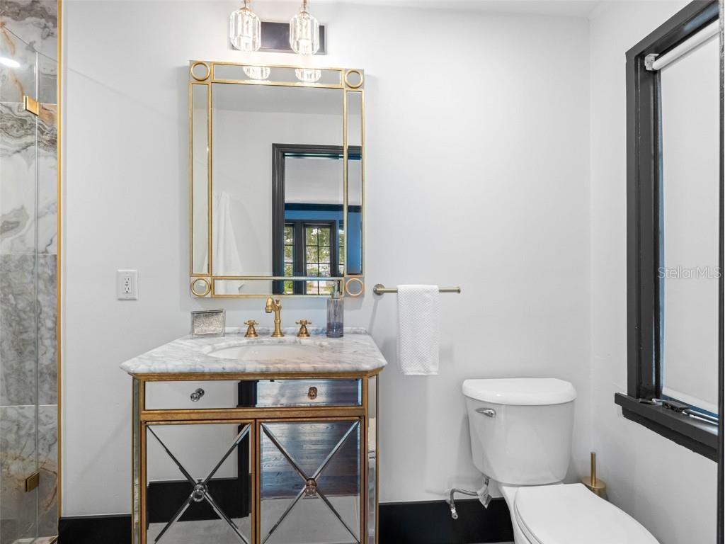 1570 48th Avenue N Saint Petersburg FL 33703 TB8405655 image40