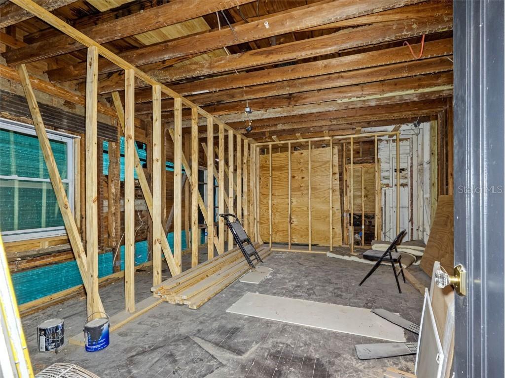 1570 48th Avenue N Saint Petersburg FL 33703 TB8405655 image43