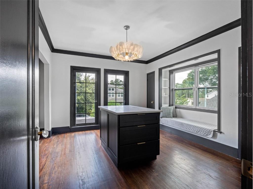 1570 48th Avenue N Saint Petersburg FL 33703 TB8405655 image46