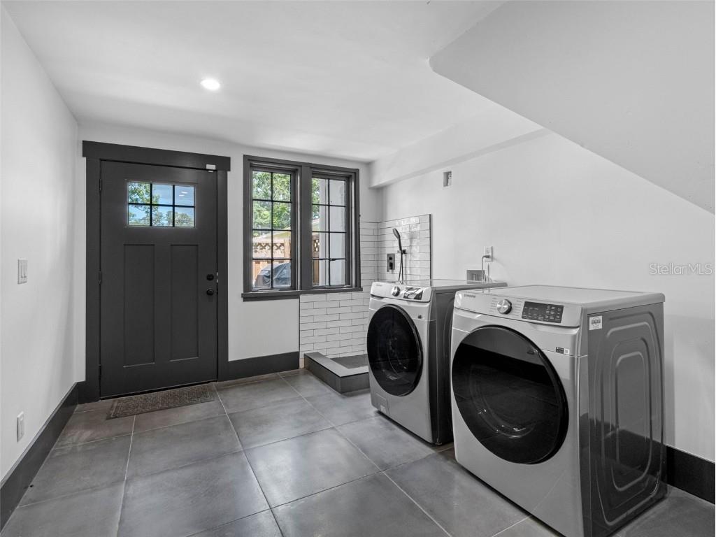 1570 48th Avenue N Saint Petersburg FL 33703 TB8405655 image49