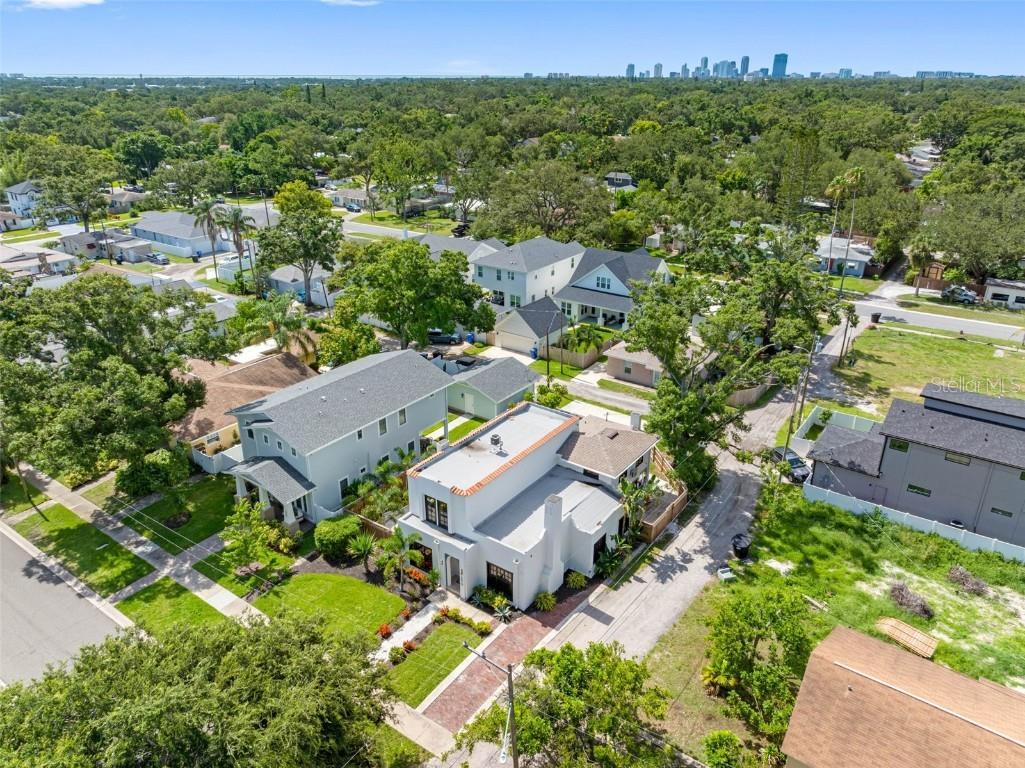 1570 48th Avenue N Saint Petersburg FL 33703 TB8405655 image66