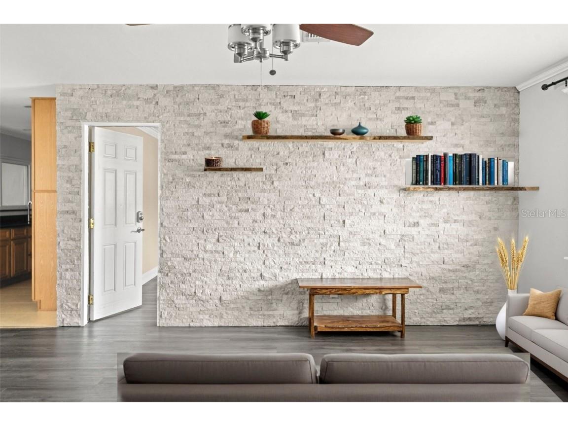 1570 83rd Avenue N Saint Petersburg FL 33702 TB8408855 image5