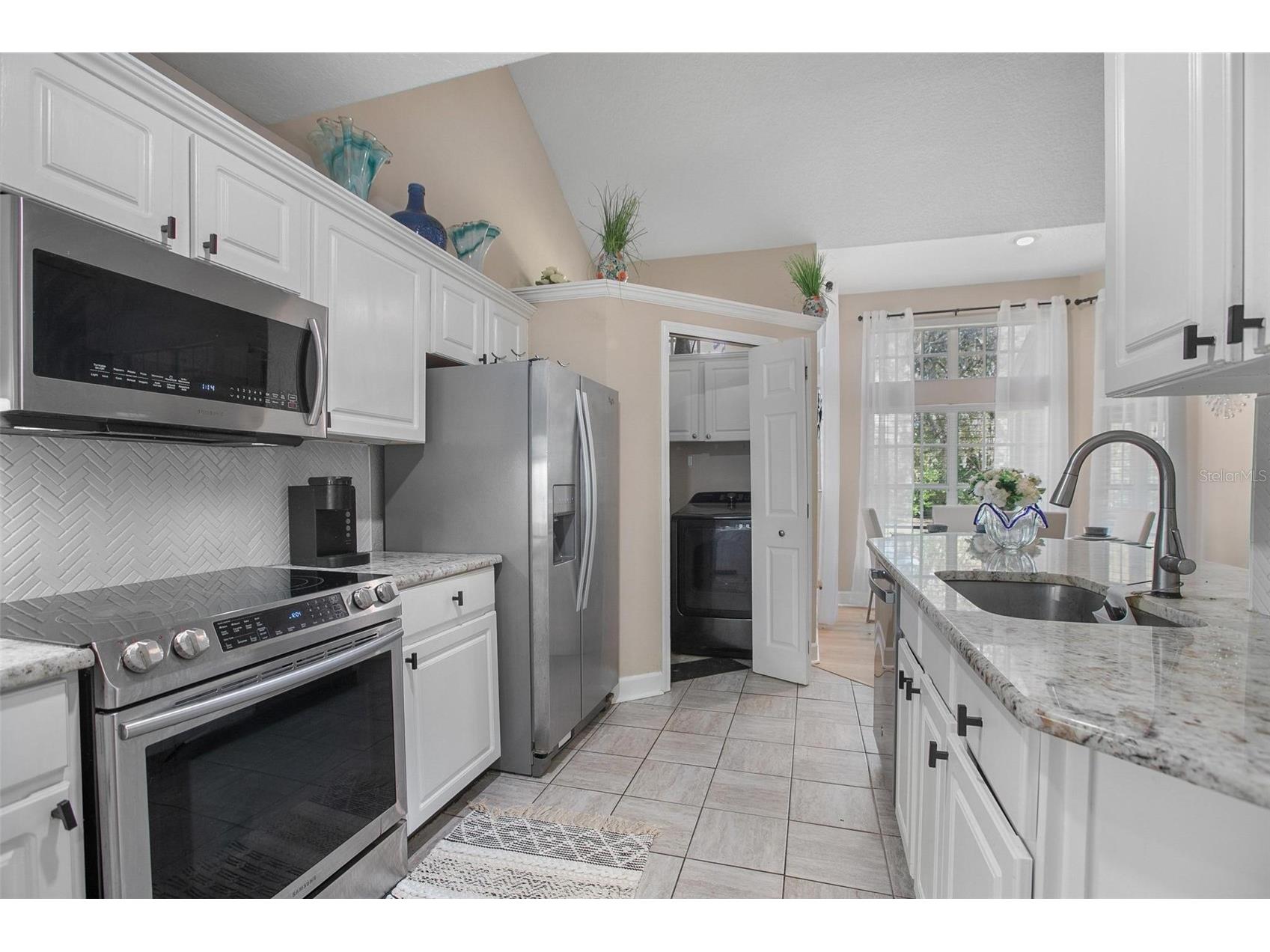 1570 Farrindon Circle Lake Mary FL 32746 V4945829 image14