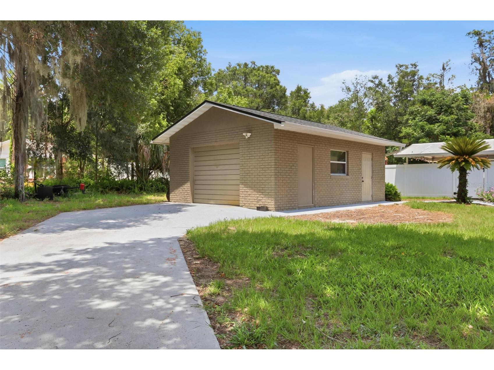 1570 Glenwood Road Deland FL 32720 V4949882 image44