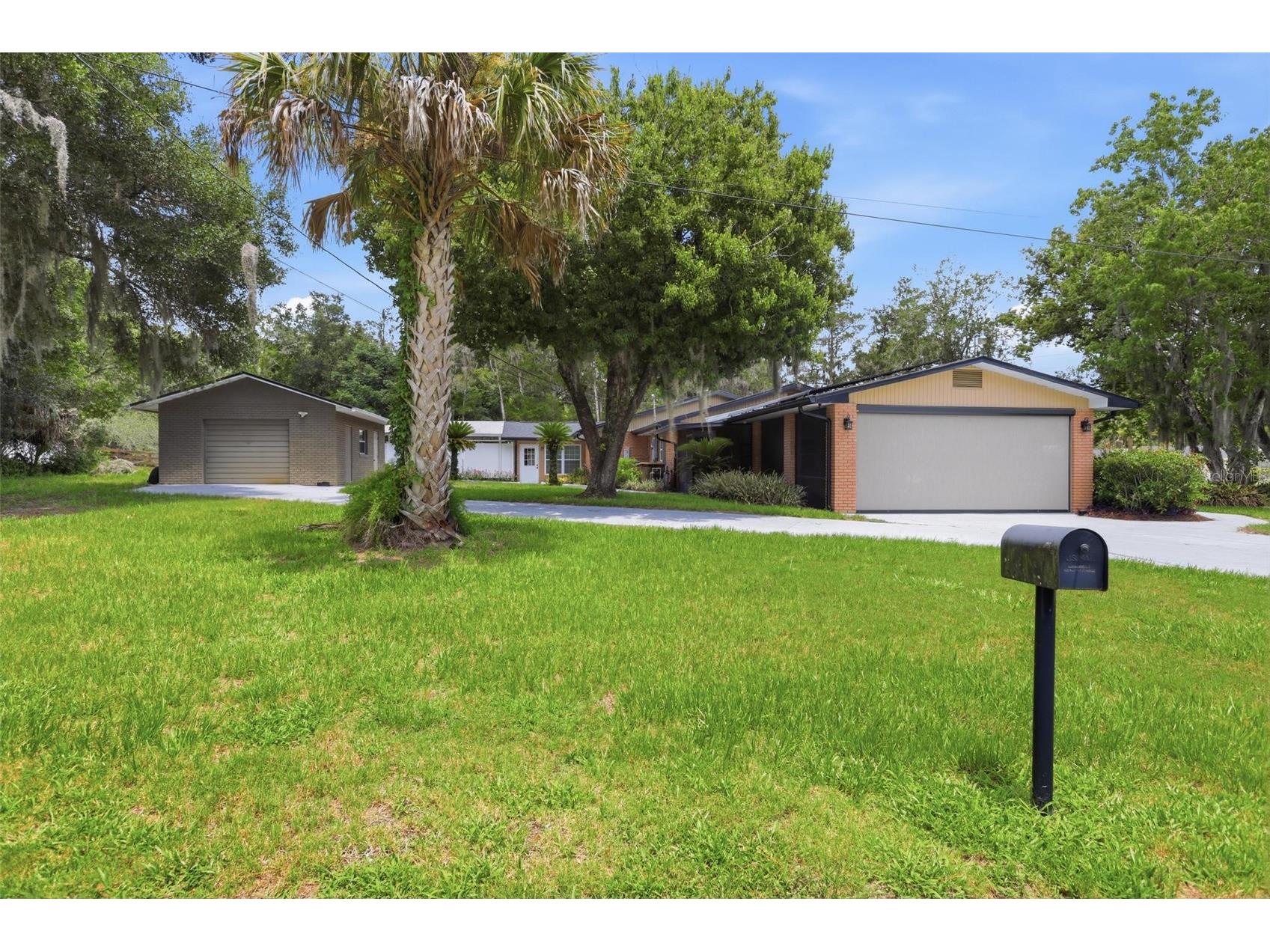 1570 Glenwood Road Deland FL 32720 V4949882 image45