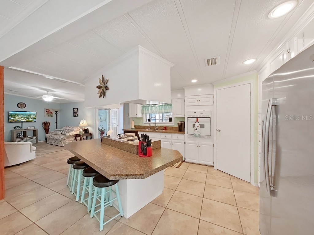 1570 Heather Hill Dr Lakeland FL 33810 P4937447 image18