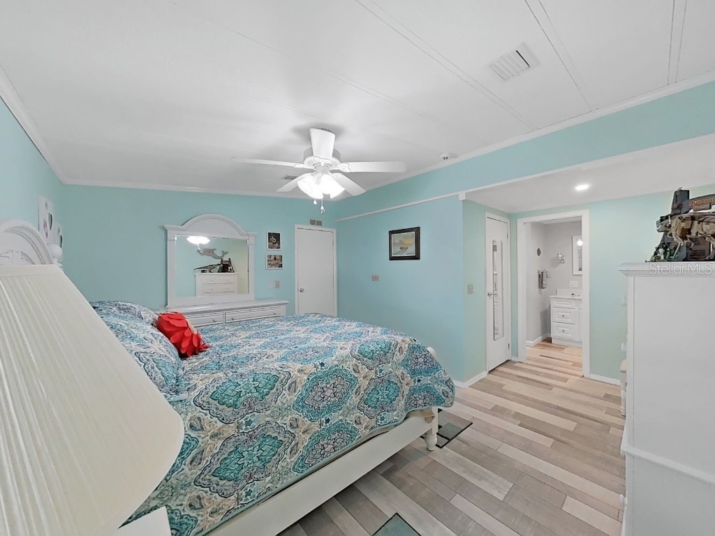 1570 Heather Hill Dr Lakeland FL 33810 P4937447 image28