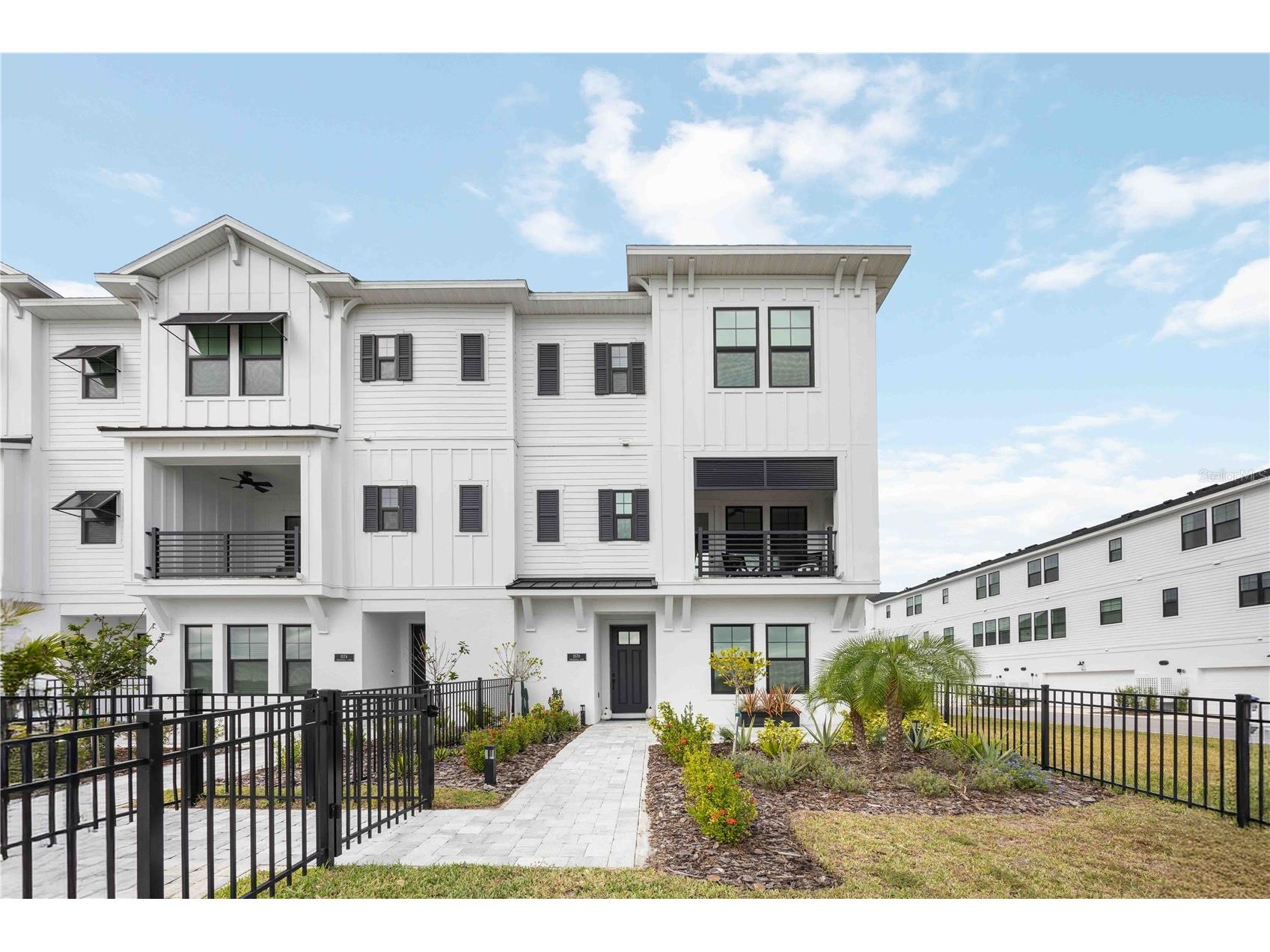 1570 Springwell Lane Sarasota FL 34240 - KINGFISHER LAKE A4673252 image1