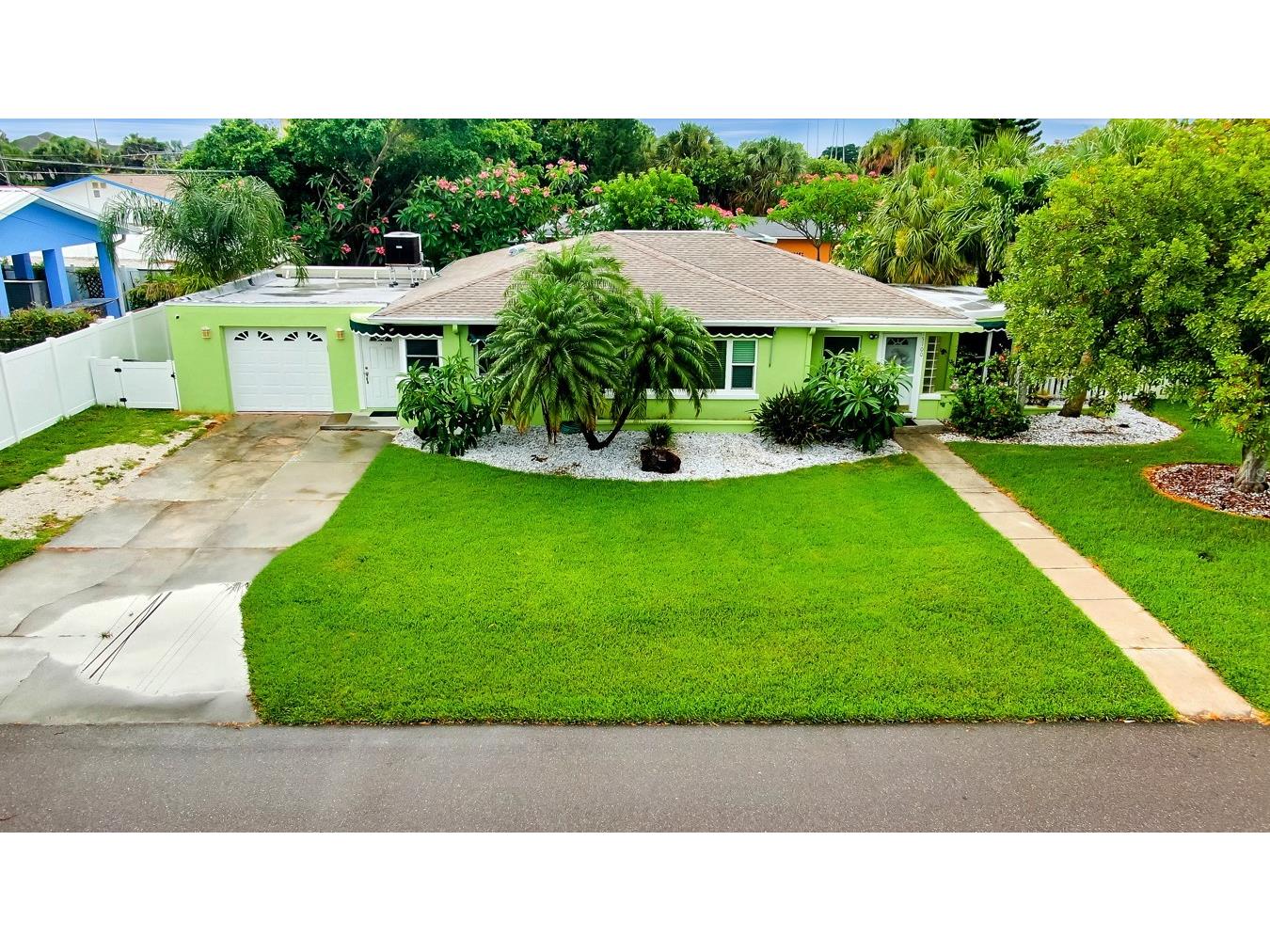 15700 1st Street E Redington Beach FL 33708 U8221213 image1