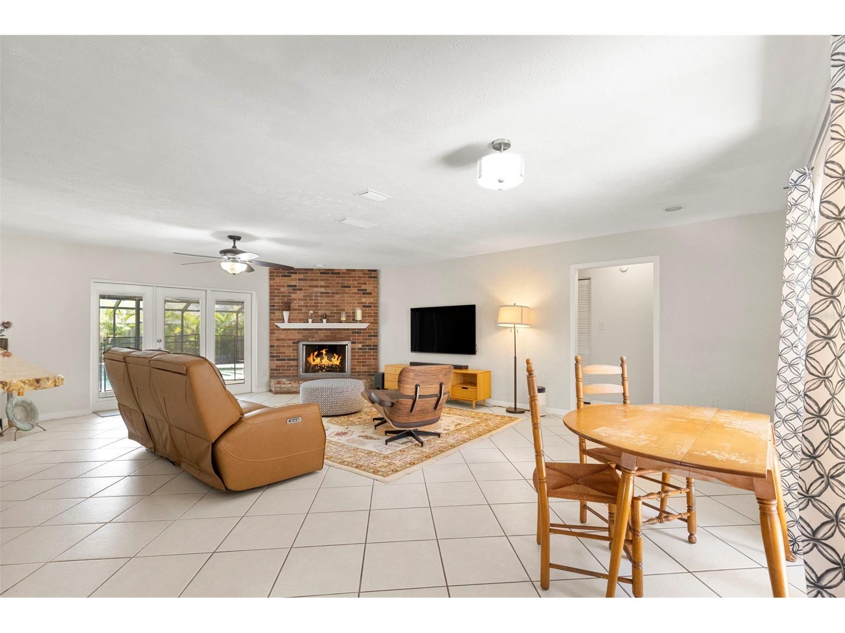 15701 Country Lake Drive Tampa FL 33624 TB8520696 image5