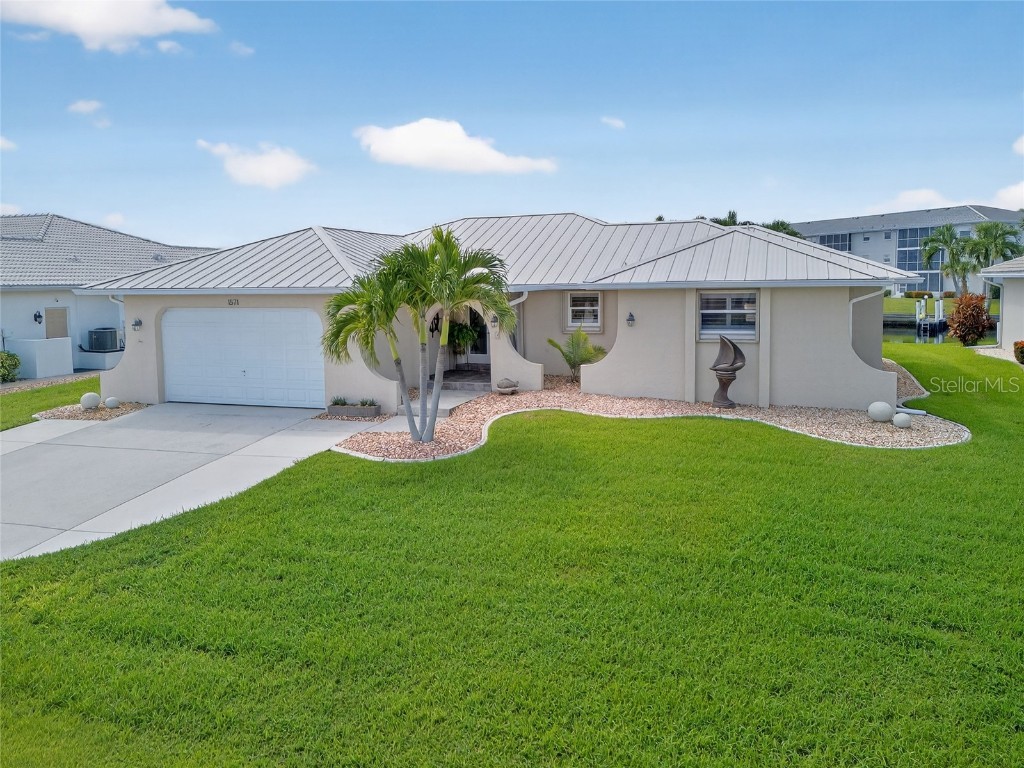 1571 Albatross Drive Punta Gorda FL 33950 C7514665 image1