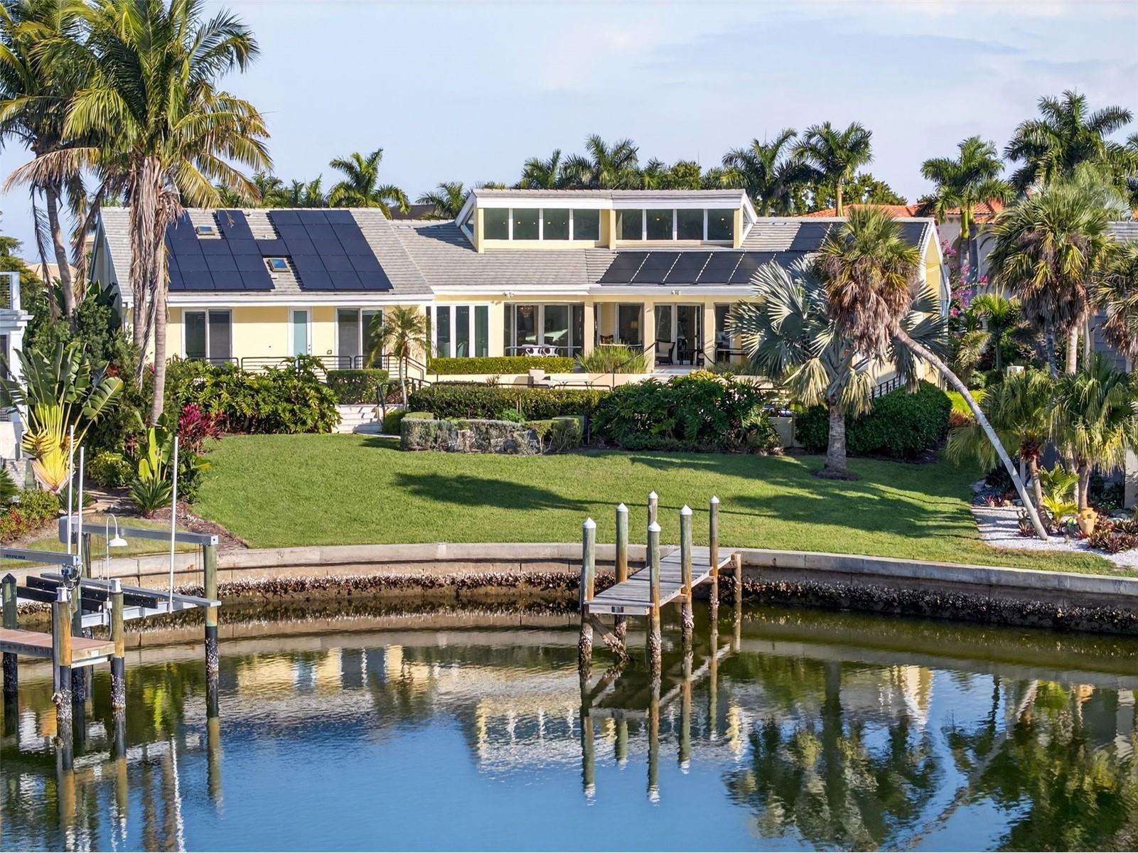 1571 Harbor Cay Lane Longboat Key FL 34228 - SARASOTA BAY A4666688 image1
