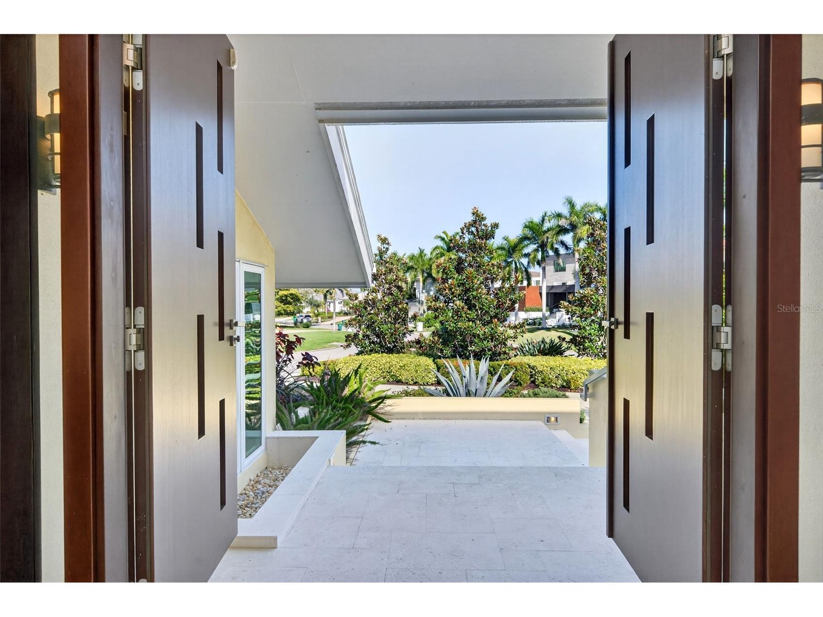 1571 Harbor Cay Lane Longboat Key FL 34228 - SARASOTA BAY A4666688 image11
